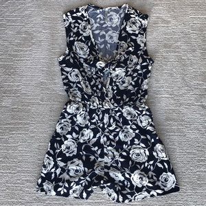 Mitto to the World Rose Romper